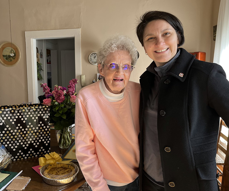 Grandma Vi and Renee Kashawlic